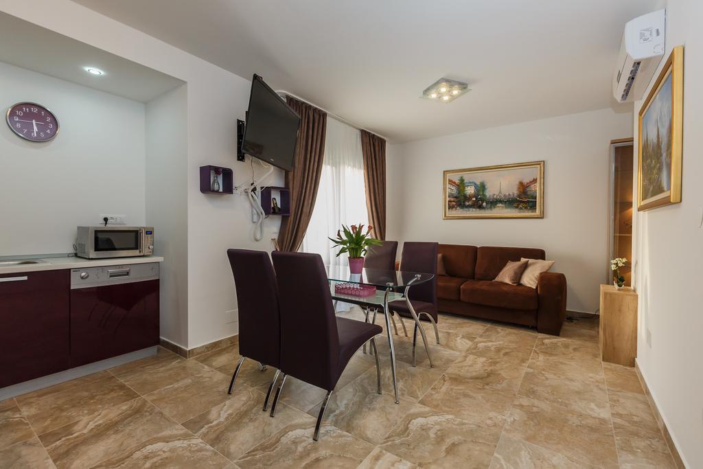 Villa Apartments Katja Trogir Exterior photo